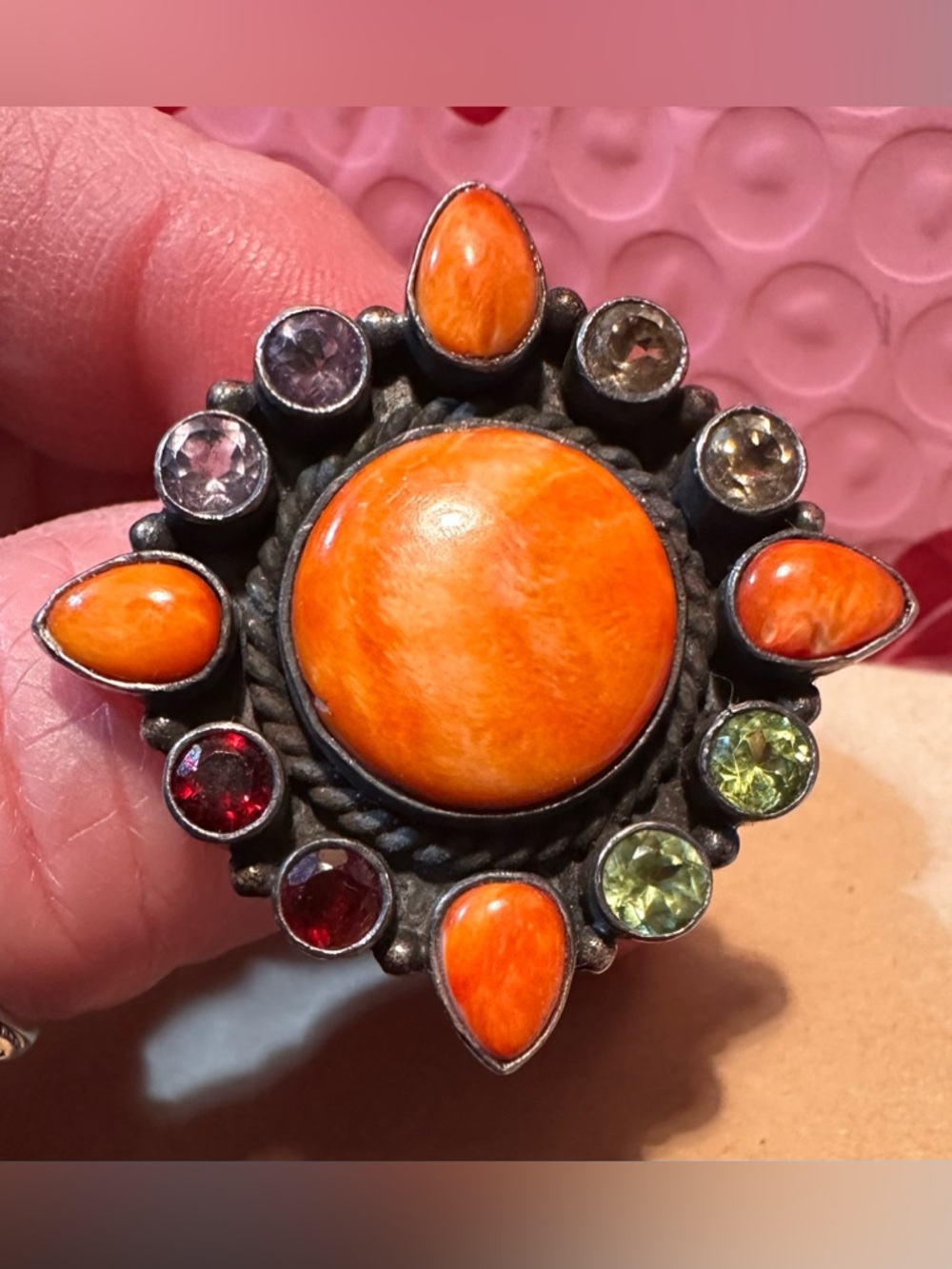 Gorgeous large spiny oyster multi stone ring 8